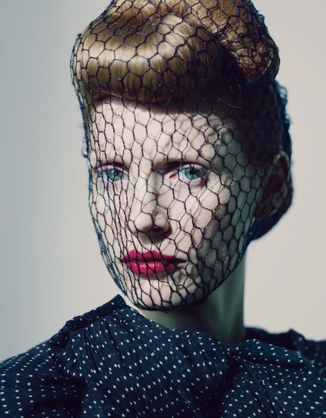 0Jessica-Chastain-by-Paolo-Roversi-Styled-by-Edward-Enninful-May-2012