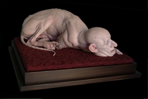 noe_serrano_el_pastor_2007_resina_80.5x26.5x54.5