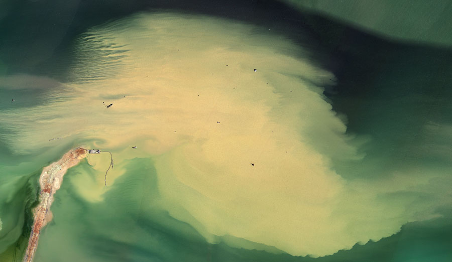 Cedar Point Oil Field- Harris County- Texas_900